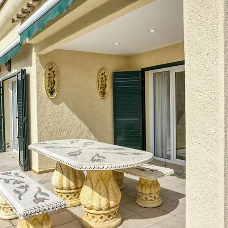 Empuries A2 Villa Empuriabrava